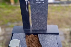 Fuechtorf-Urnendoppelgrab-Black-premium-Steel-grey-satiniert-Kreuz