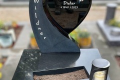 Geseke-Urnendoppelgrab-Premium-Black-poliert-Porzellanbild-Oval-Herzform