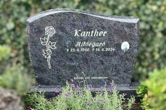 Stromberg-Doppelgrab-Violet-blue-Granit-poliert-Vertiefte-Rose-Porzellanfoto-Schwarz-weiss