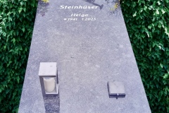 Suenninghausen-Urnendoppelgrab-Stell-grey-granit-poliert