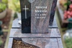 Wadersloh-Urnengrab-in-Paradiso-Impala-Granit