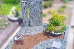 Warendorf-Urnengrab-Olive-Green-Granit-Politur