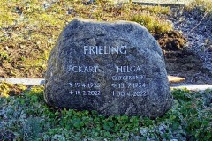 Tecklenburg, Doppelgrab mit Findling und vertiefter Schrift