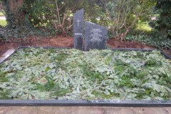Bielefeld Schildesche Grabstein Grabeinfassung Serpentin