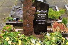 Herzebrock Grabstein Granit zweifarbig