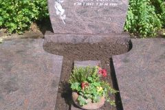Sassenberg, Grabstein mit Teilabdeckplatten