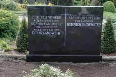 Glandorf, Grabstein mit Nachbeschriftung