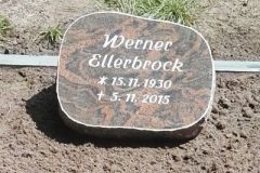 Lippereihe, Grabstein liegend
