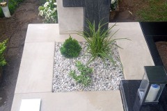 Sendenhorst, Urnendoppelgrab mit Laterne und Vase