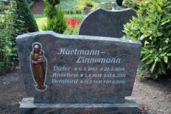 Greffen, Grabstein, Breitstein, Sockelstein, Bronzerelief