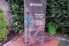 Hövelhof, Grabstein, Einzelstein, Bronzerose