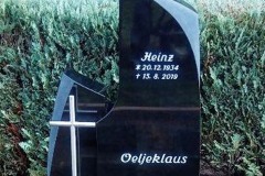 Ladbergen, Grabstein, Zweiteiler, Edelstahlkreuz