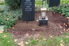 WIedenbrück, Memoriengarten Denkmal mit Laterne