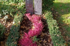 Kirchdornberg, Urnengrab Doppelstele