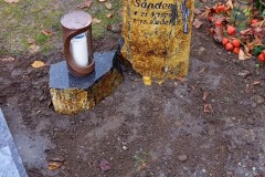 Sendenhorst, Urneneinzelgrab Basaltstele mit Ornament und Laterne