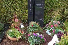 Bokel Rietberg Grabstein mit Kreuz