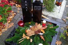 Urnengrab Grabstein Granit schwarz mit Edelstahl