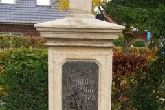 Warendorf restauriertes Sandsteinkreuz