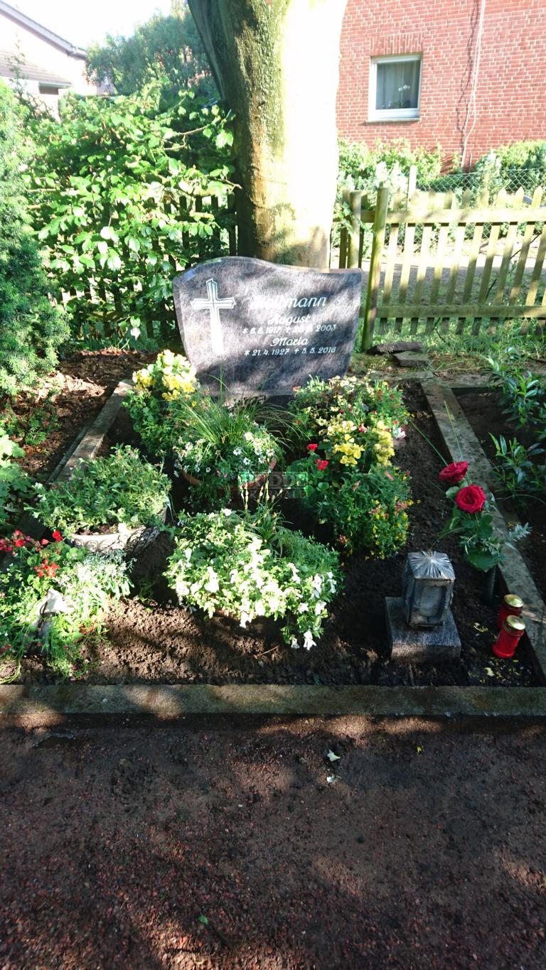 Sassenberg, Grabstein traditionell